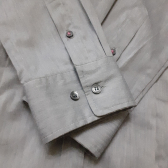 H&M Button Down Dress Shirt (Gray) Like New! - Picture 4 of 8